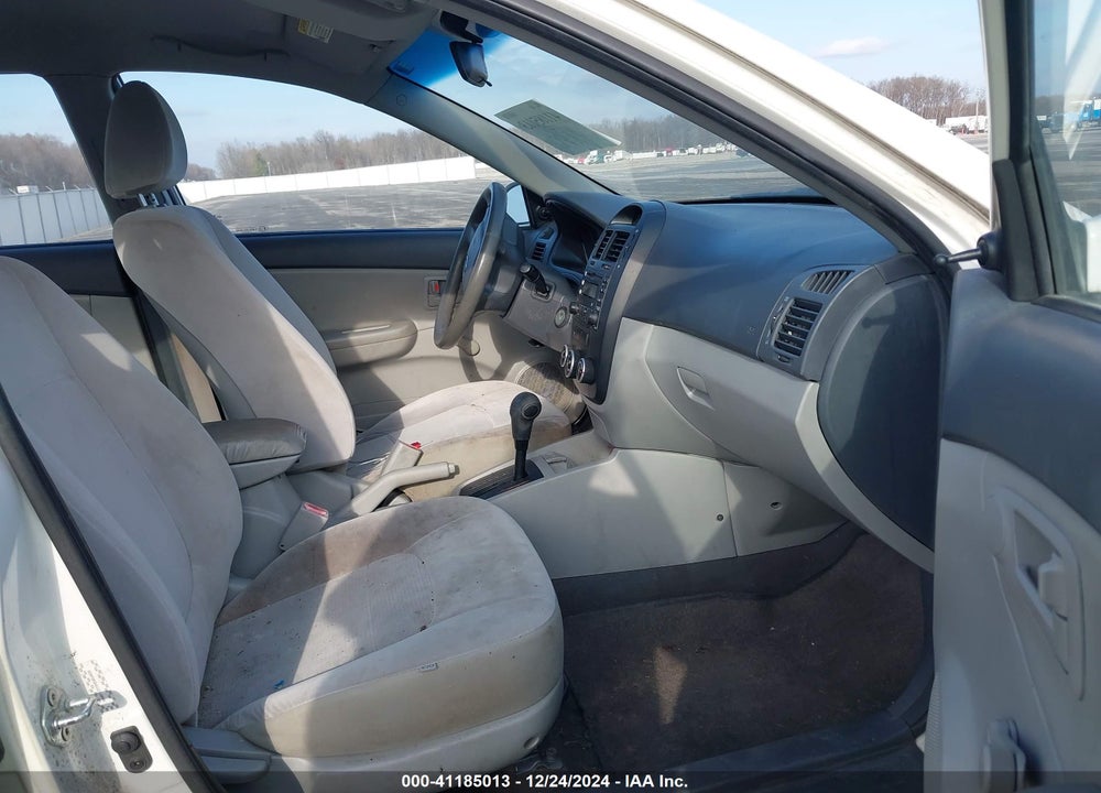2009 KIA SPECTRA VIN: KNAFE222695654830