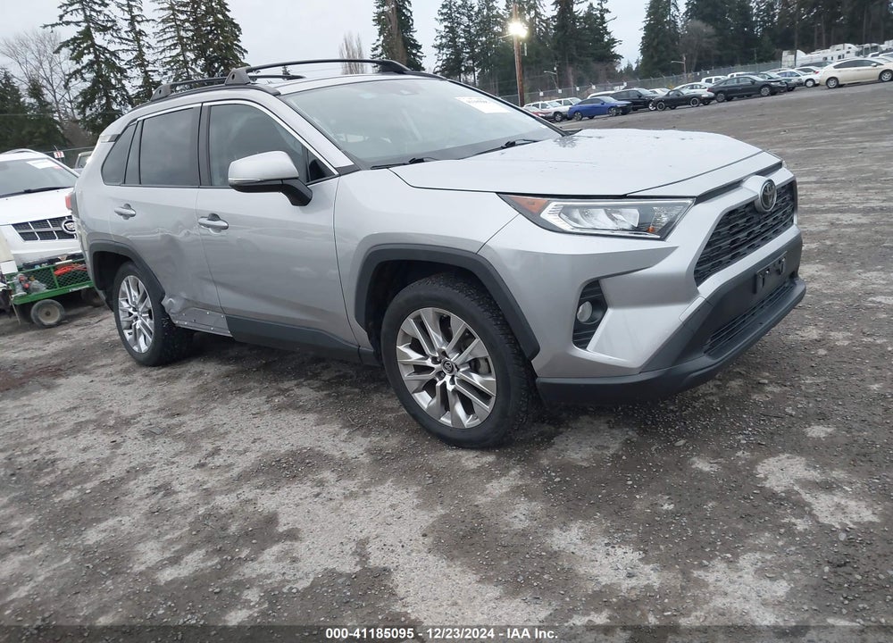 2019 TOYOTA RAV4 XLE PREMIUM VIN: JTMC1RFV2KJ002573