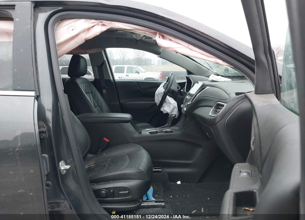 2021 CHEVROLET EQUINOX VIN: 2GNAXXEV2M6118116