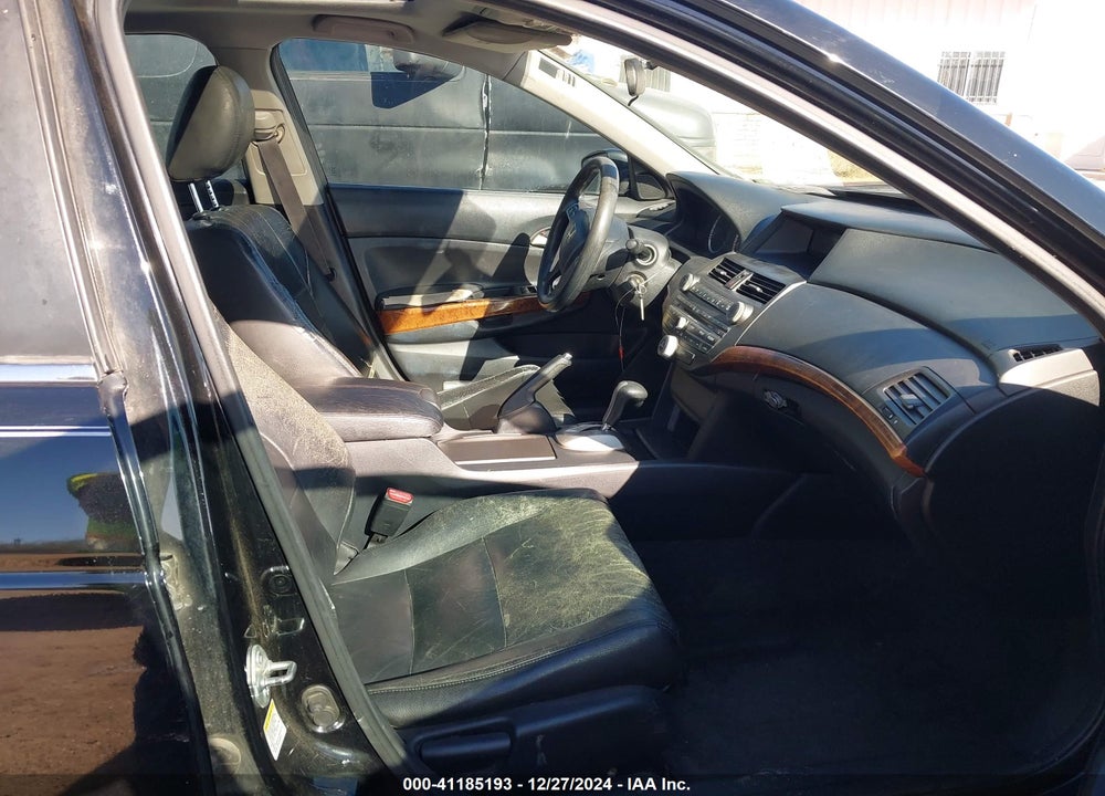 2011 HONDA ACCORD 2.4 EX VIN: 1HGCP2F78BA154687