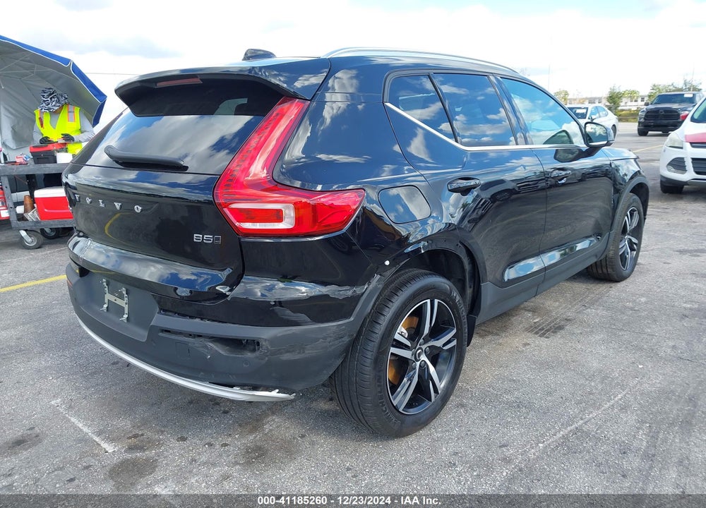 2024 VOLVO XC40 B5 CORE BRIGHT THEME/B5 CORE DARK THEME VIN: YV4L12UK0R2336862