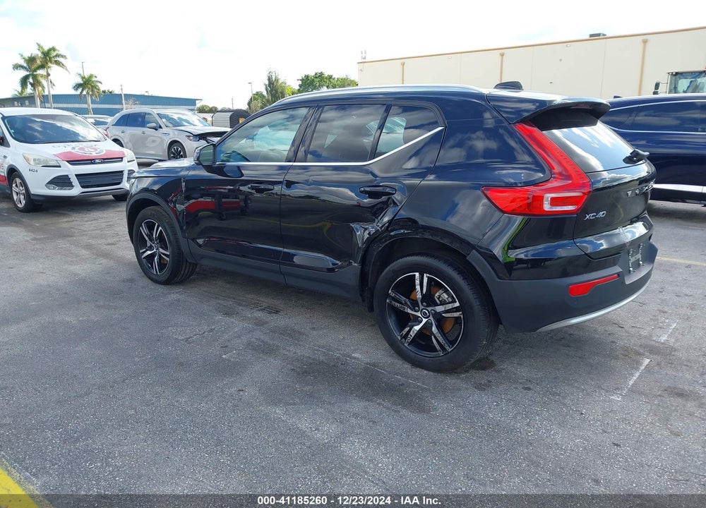 2024 VOLVO XC40 B5 CORE BRIGHT THEME/B5 CORE DARK THEME VIN: YV4L12UK0R2336862