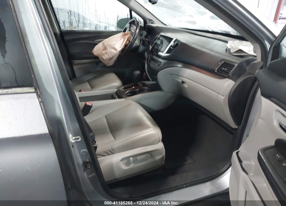 2018 HONDA PILOT EX-L VIN: 5FNYF6H54JB007007