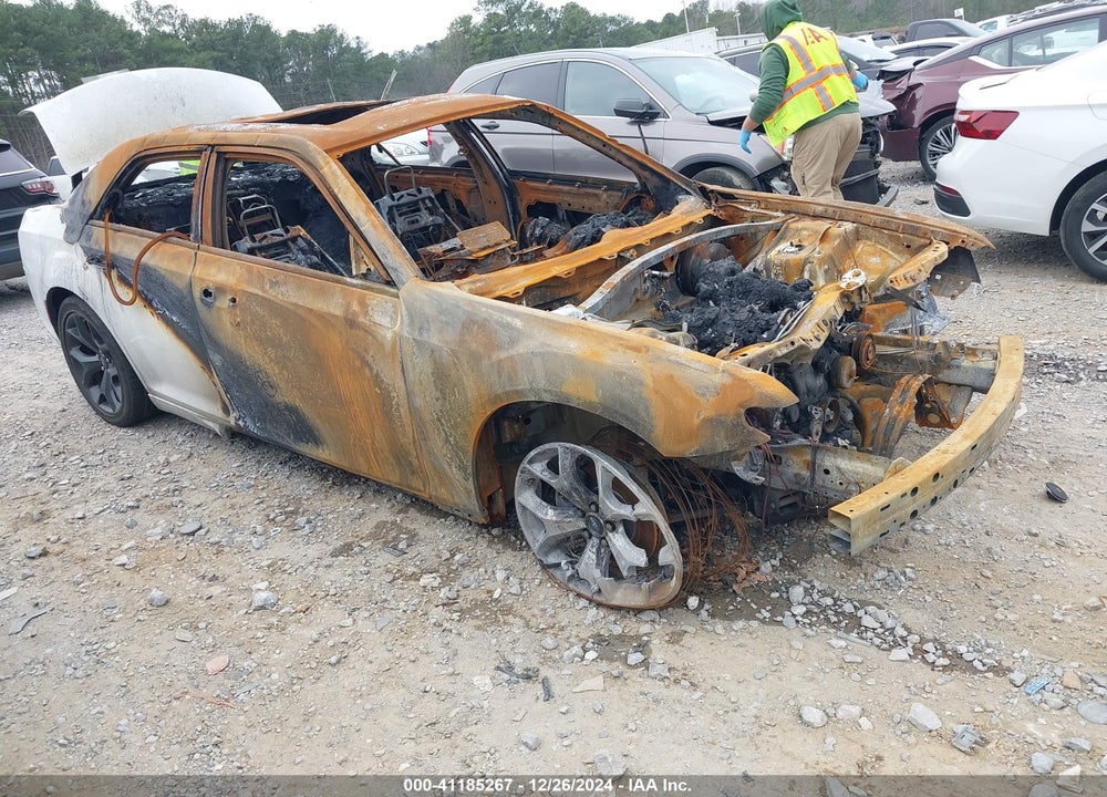 2022 CHRYSLER 300 S VIN: 2C3CCABG3NH245208