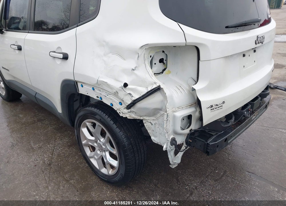 2017 JEEP RENEGADE LATITUDE 4X4 VIN: ZACCJBBB1HPF97573