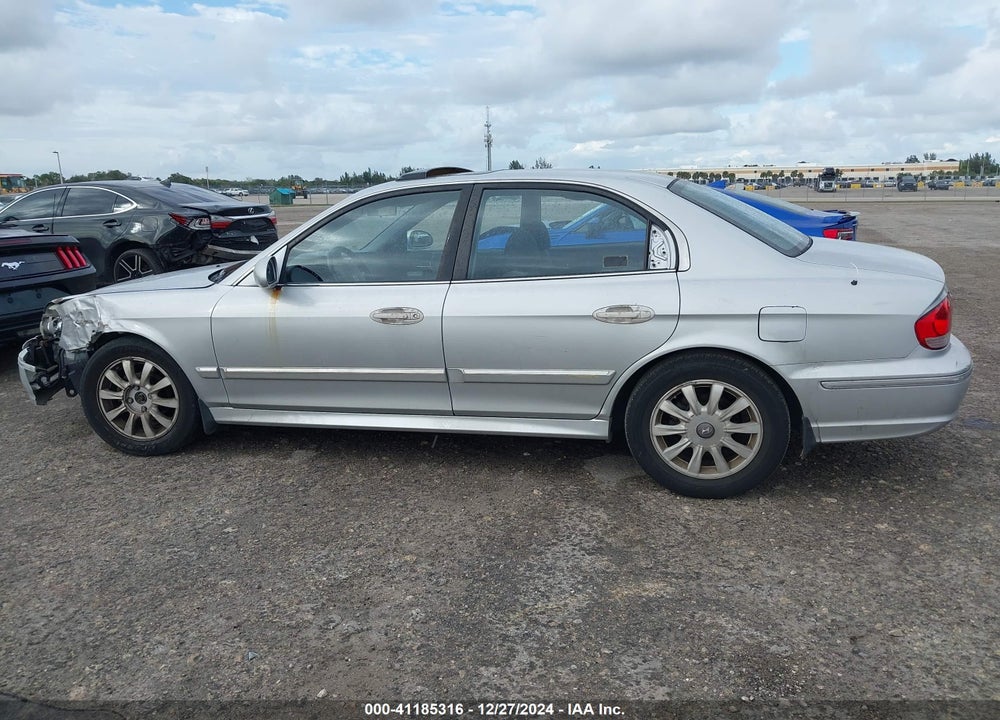 2002 HYUNDAI SONATA GLS/LX VIN: KMHWF35H92A564604