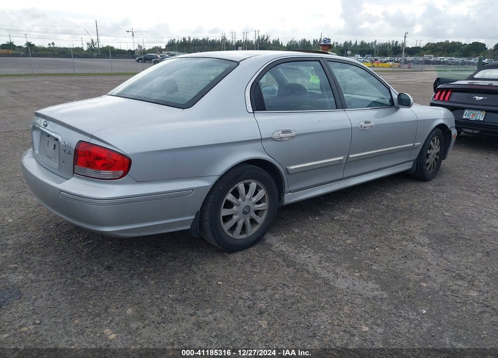 2002 HYUNDAI SONATA GLS/LX VIN: KMHWF35H92A564604