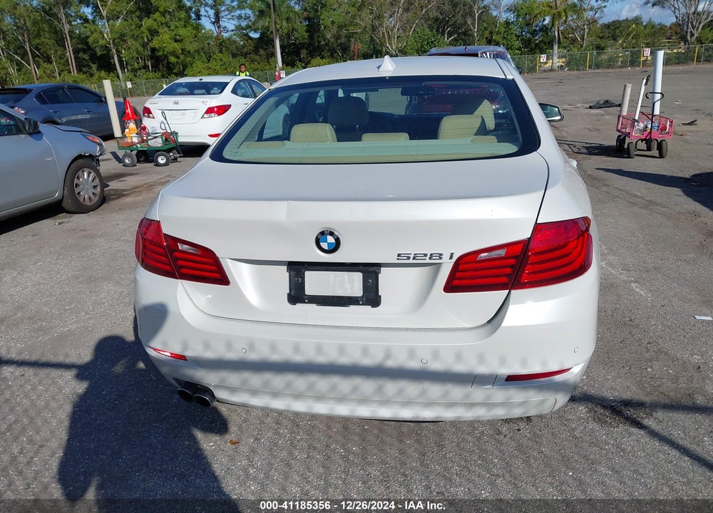 2014 BMW 528I VIN: WBA5A5C50ED508232