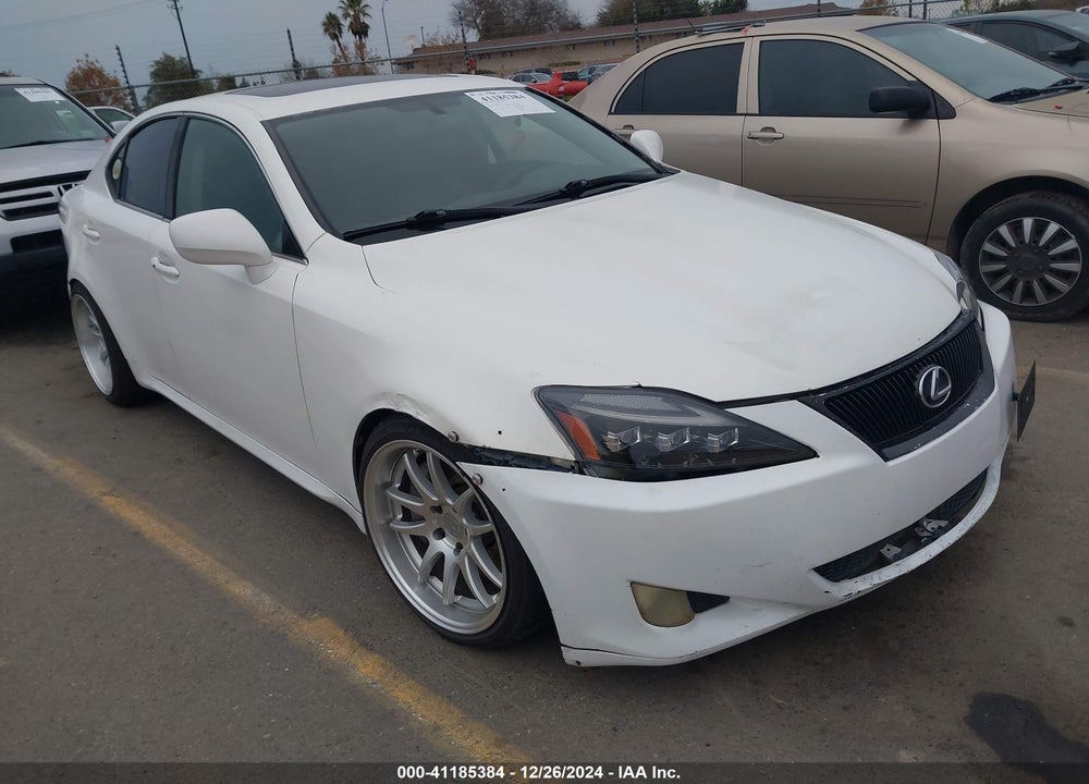 2006 LEXUS IS 350 VIN: JTHBE262662000272