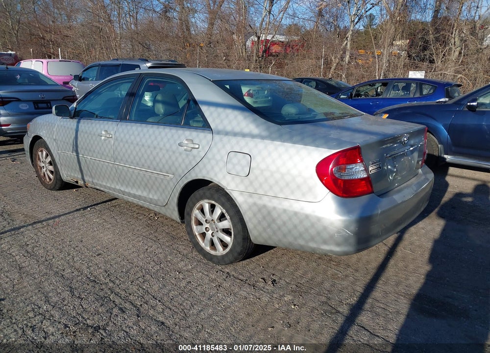2002 TOYOTA CAMRY XLE V6 VIN: 4T1BF30KX2U537587