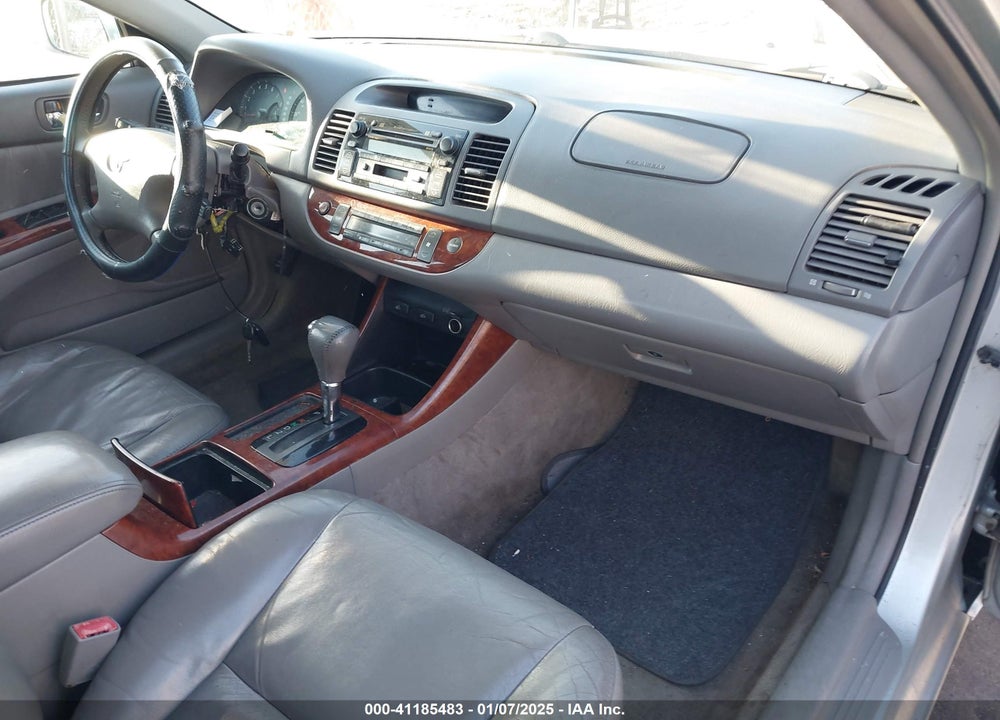 2002 TOYOTA CAMRY XLE V6 VIN: 4T1BF30KX2U537587