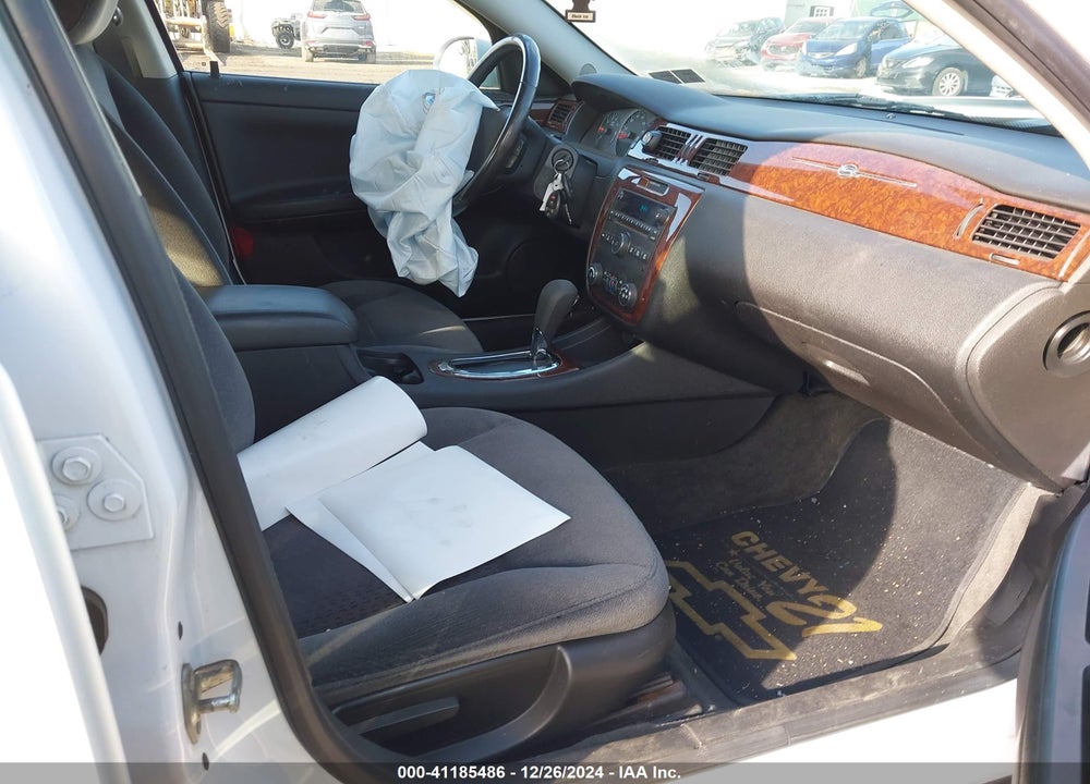 2011 CHEVROLET IMPALA LT VIN: 2G1WG5EK9B1300665