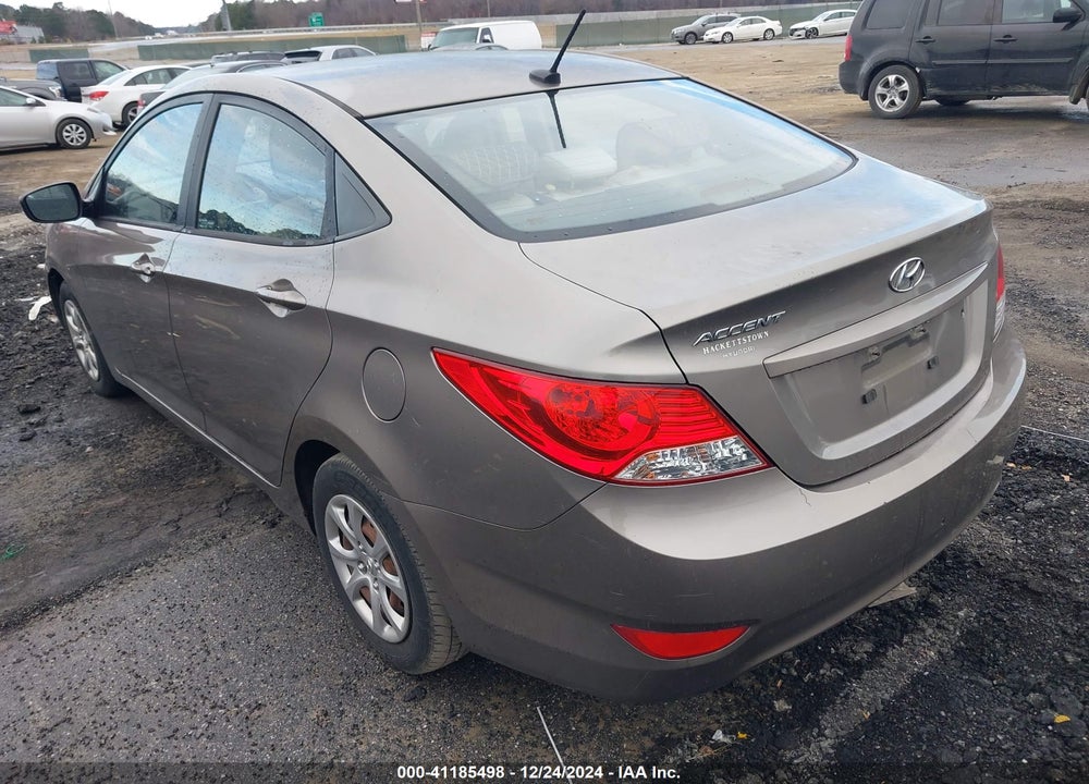 2013 HYUNDAI ACCENT GLS VIN: KMHCT4AE4DU585388