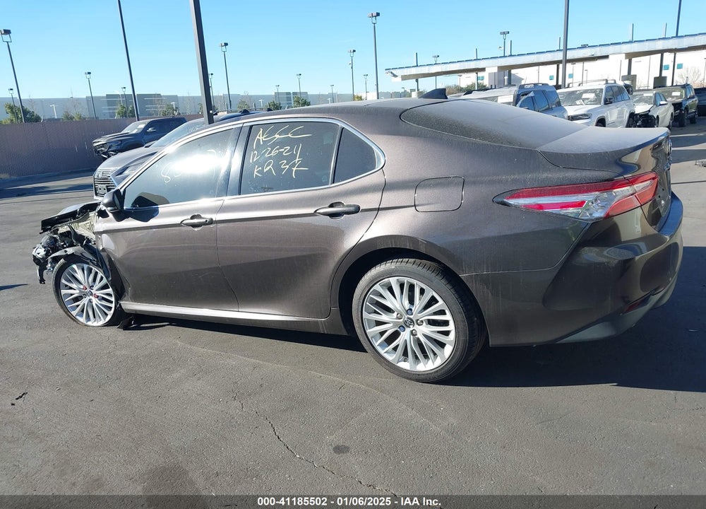 2018 TOYOTA CAMRY VIN: 4T1BZ1HKXJU007571