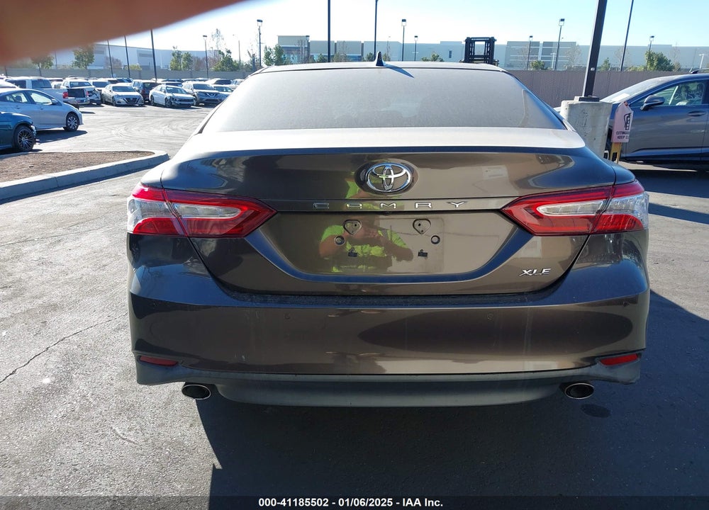 2018 TOYOTA CAMRY VIN: 4T1BZ1HKXJU007571
