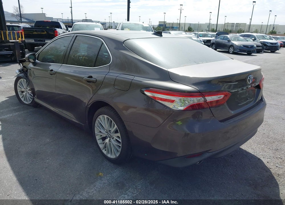 2018 TOYOTA CAMRY VIN: 4T1BZ1HKXJU007571