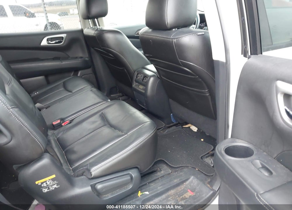 2013 NISSAN PATHFINDER SL VIN: 5N1AR2MM8DC642677