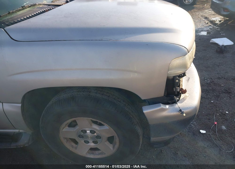 2005 CHEVROLET TAHOE VIN: 1GNEC13T55R219636