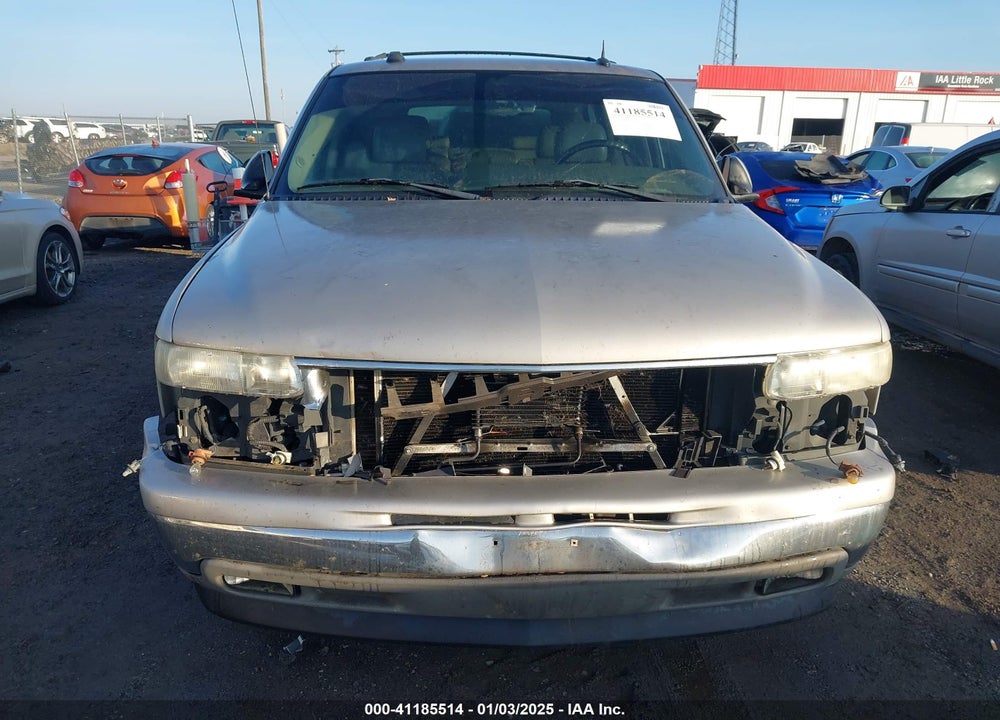 2005 CHEVROLET TAHOE VIN: 1GNEC13T55R219636