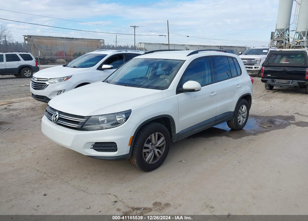 2016 VOLKSWAGEN TIGUAN S VIN: WVGAV7AX1GW601916