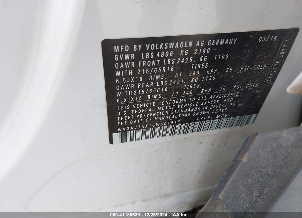 2016 VOLKSWAGEN TIGUAN S VIN: WVGAV7AX1GW601916