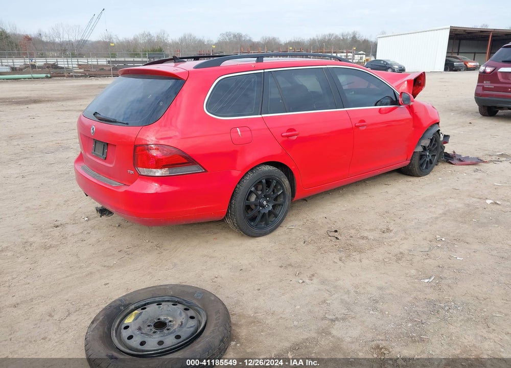 2012 VOLKSWAGEN JETTA SPORTWAGEN 2.0L TDI VIN: 3VWPL7AJ7CM611261