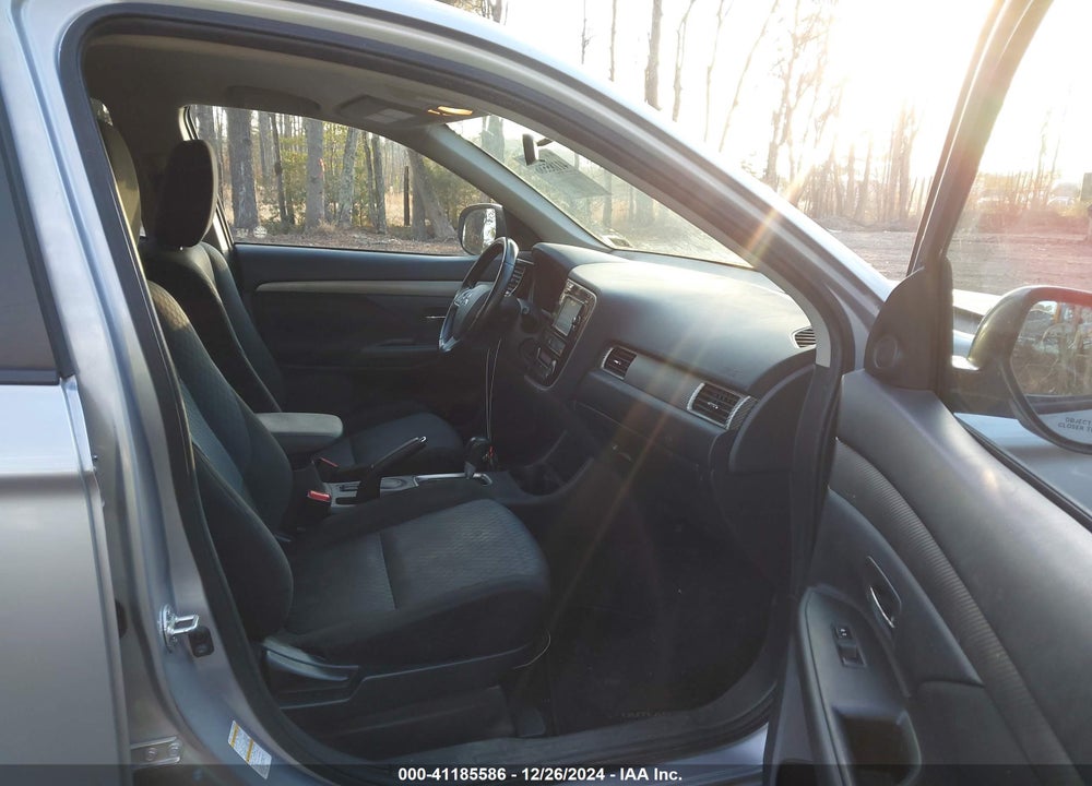 2014 MITSUBISHI OUTLANDER SE VIN: JA4AD3A38EZ018276