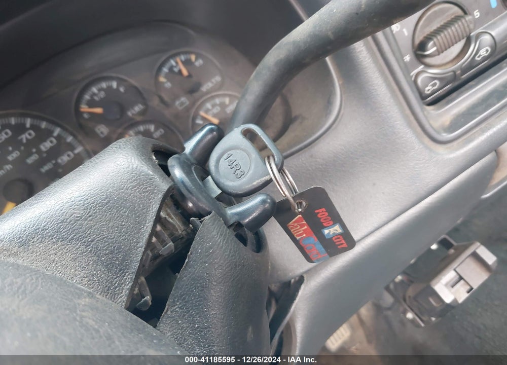 2001 GMC SIERRA 2500HD SLE VIN: 1GTHK29U71E230153