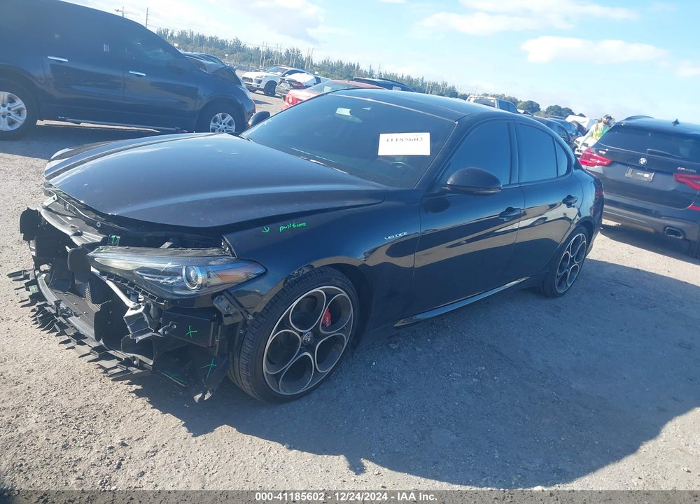 2022 ALFA ROMEO GIULIA VIN: ZARFAMBN3N7666099