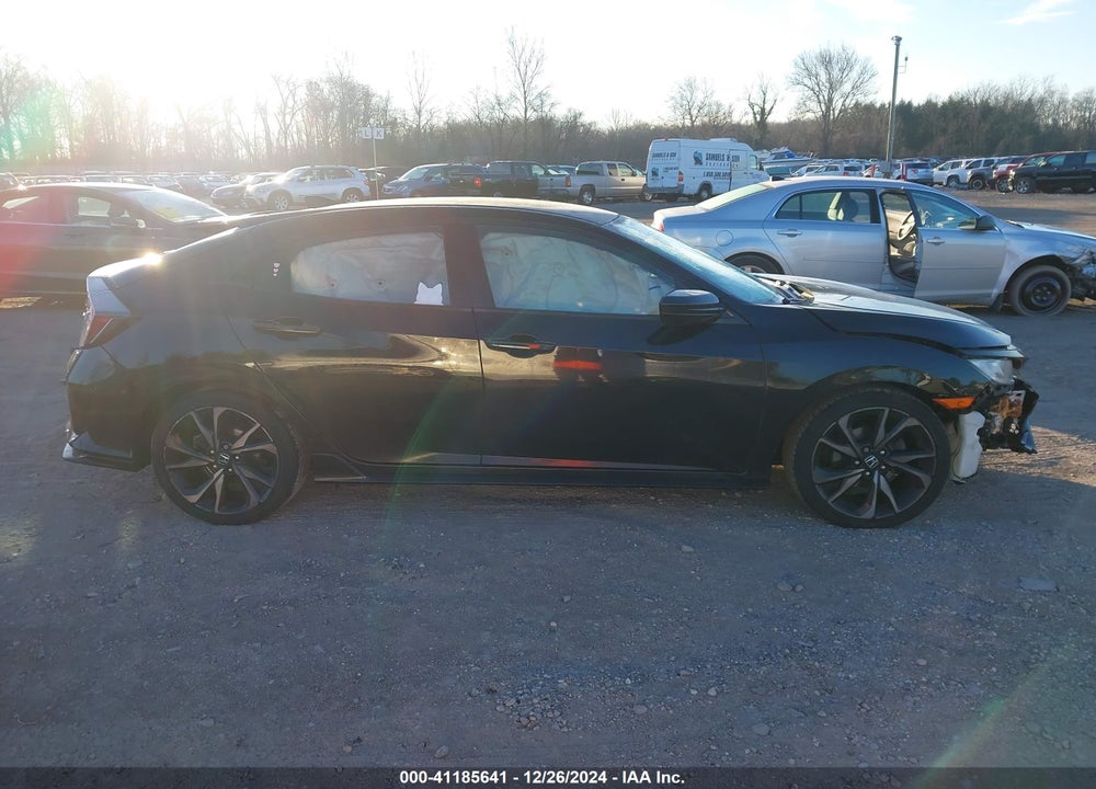 2018 HONDA CIVIC SPORT VIN: SHHFK7H47JU416715