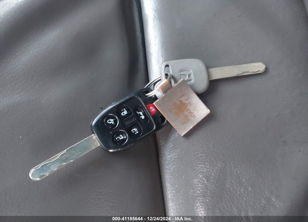 2011 HONDA ODYSSEY EX-L VIN: 5FNRL5H64BB046777