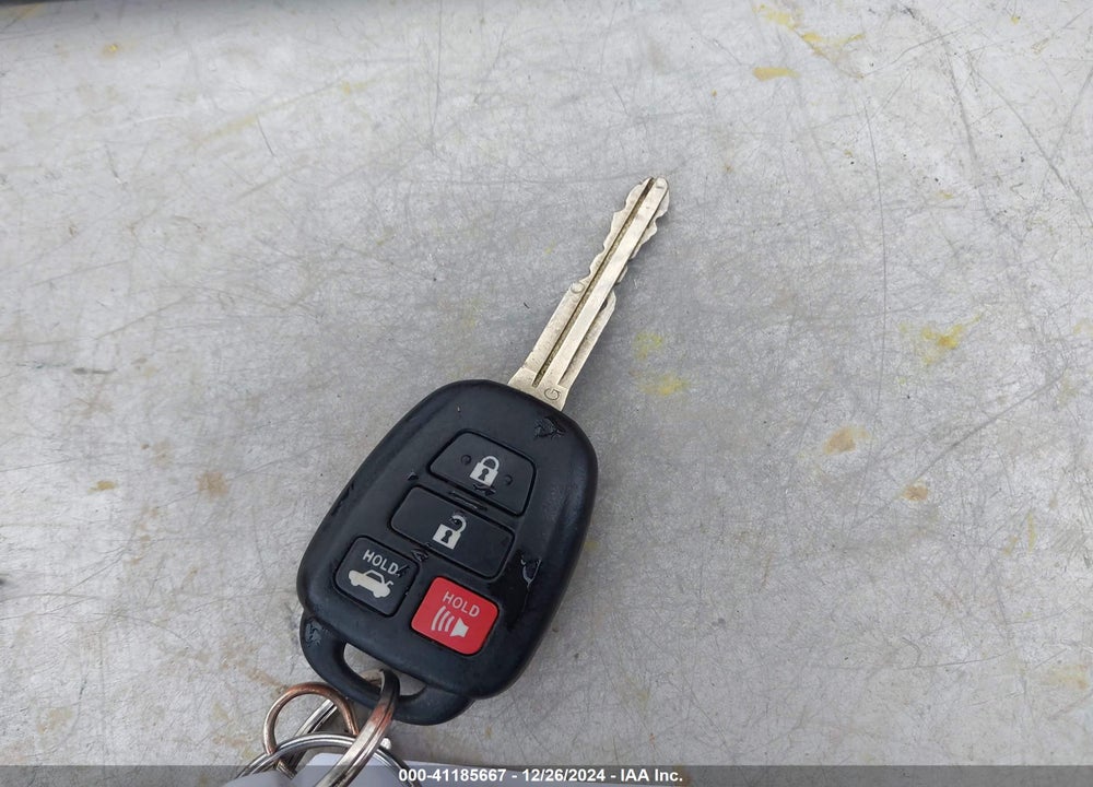 2012 TOYOTA CAMRY SE VIN: 4T1BF1FK9CU063144