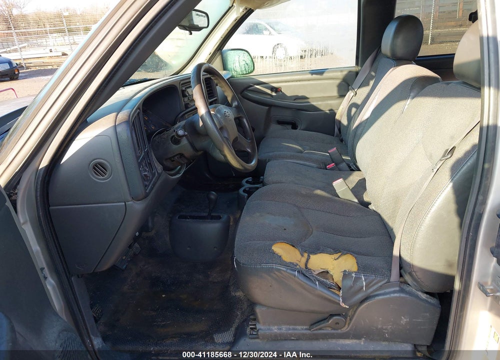 2005 CHEVROLET SILVERADO 1500 WORK TRUCK VIN: 1GCEK19B15E251162