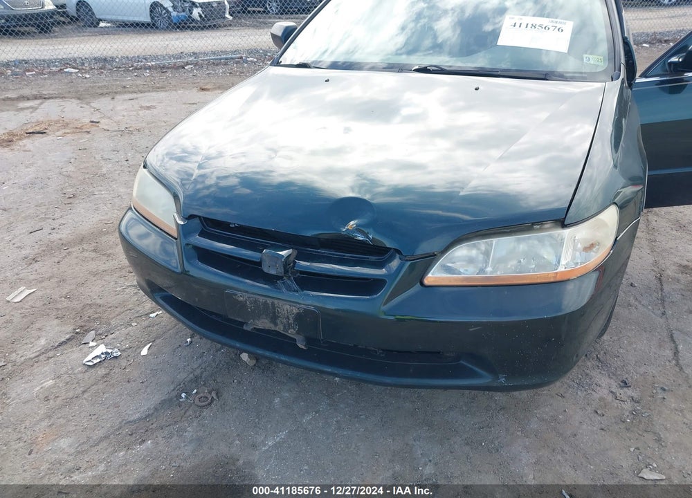 2000 HONDA ACCORD 2.3 SE VIN: JHMCG6696YC017413