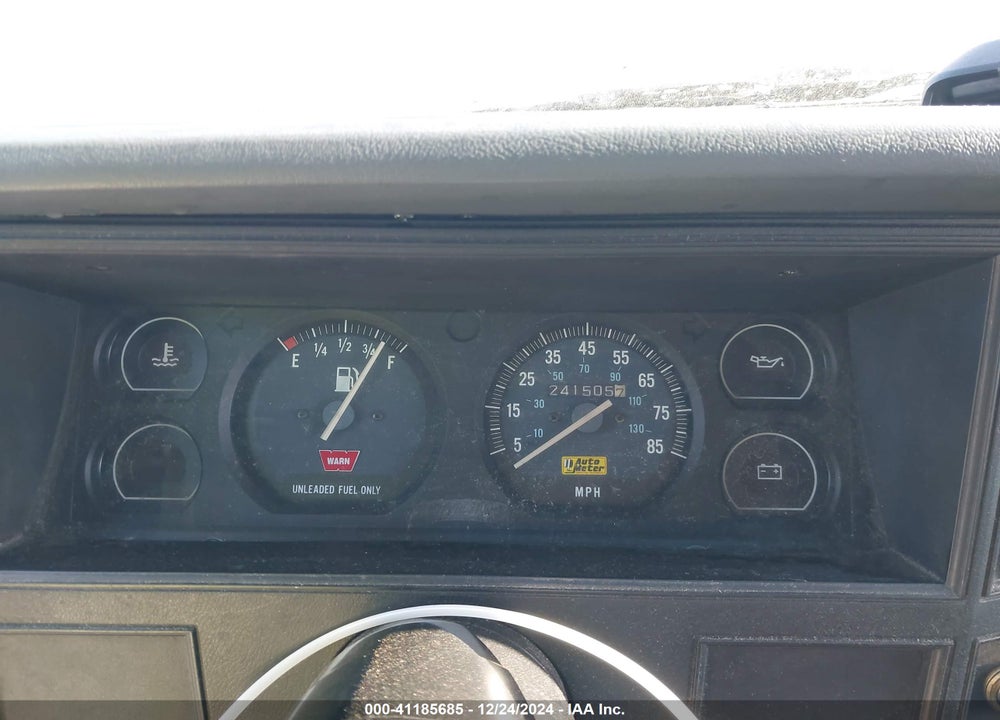 1992 JEEP CHEROKEE VIN: 1J4FJ27S0NL225769