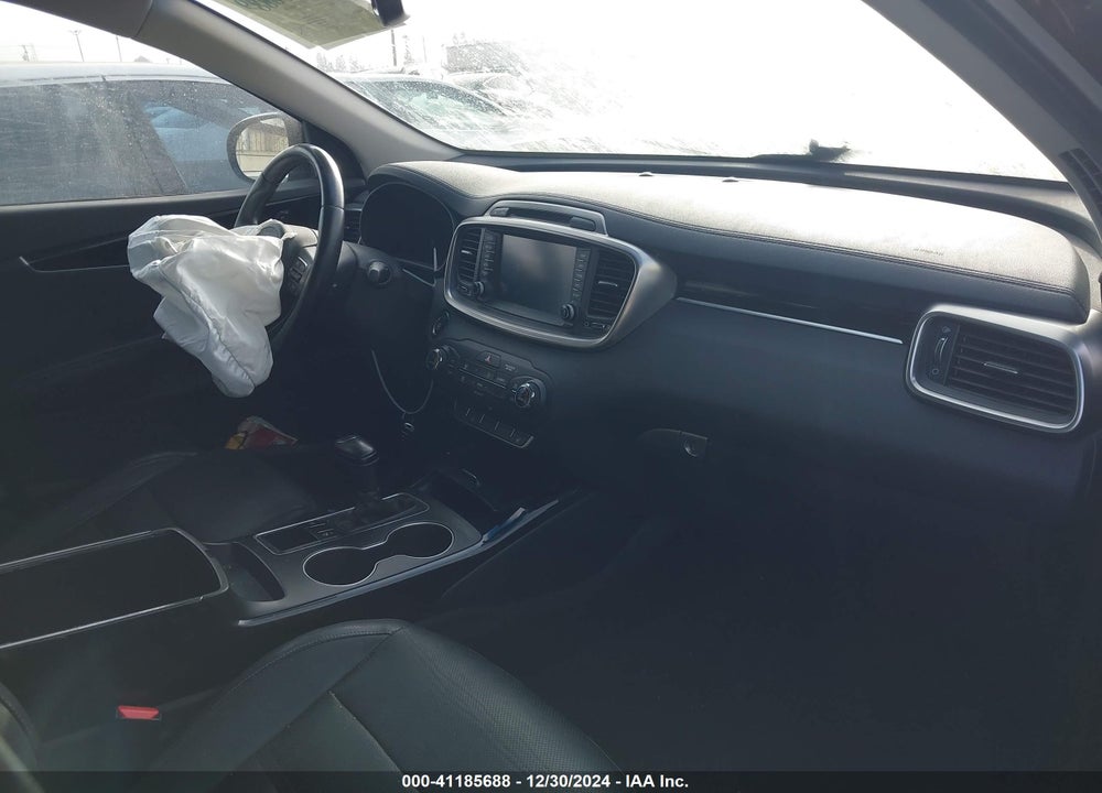 2016 KIA SORENTO 3.3L SX VIN: 5XYPK4A5XGG046269