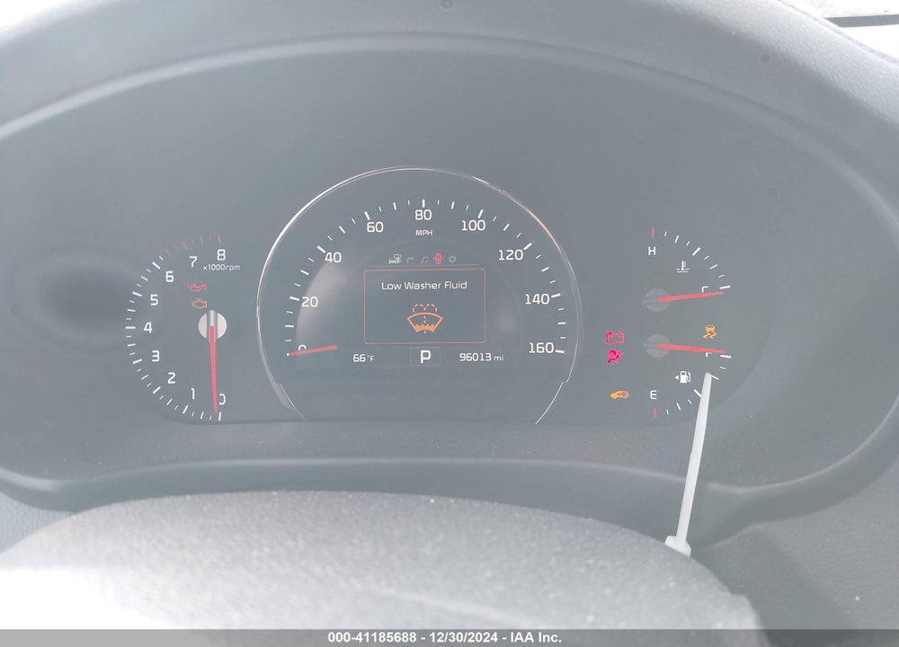 2016 KIA SORENTO 3.3L SX VIN: 5XYPK4A5XGG046269