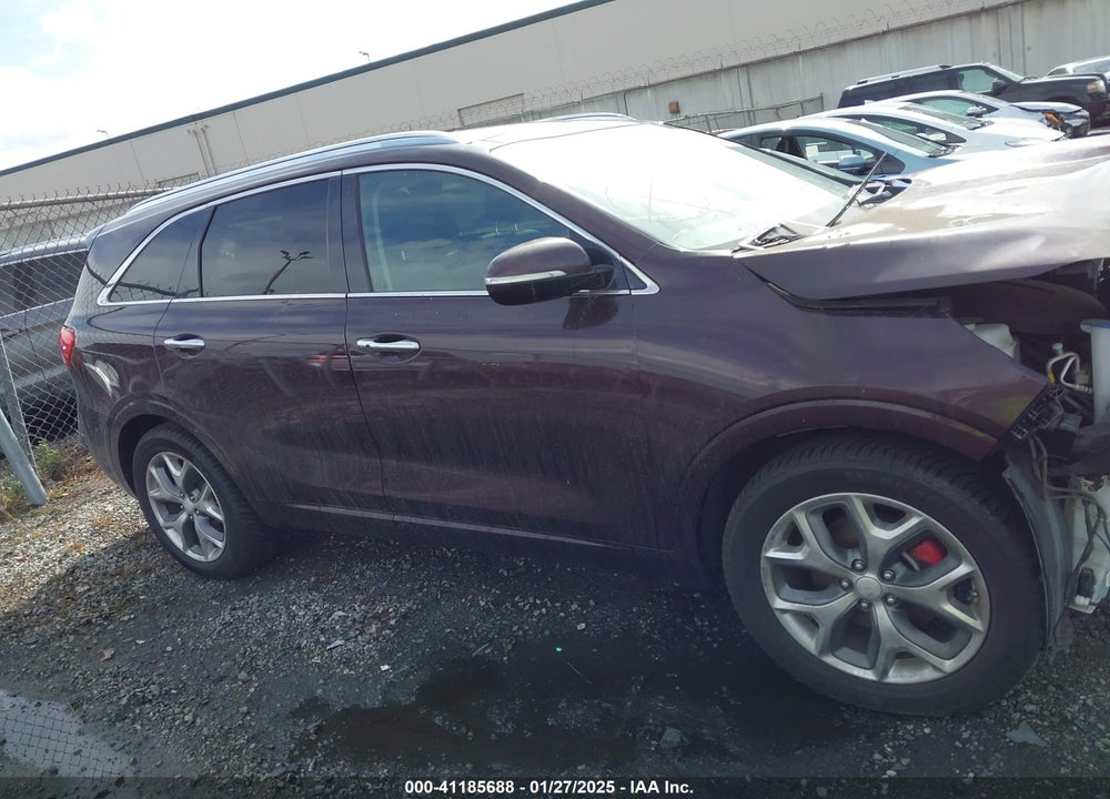 2016 KIA SORENTO 3.3L SX VIN: 5XYPK4A5XGG046269