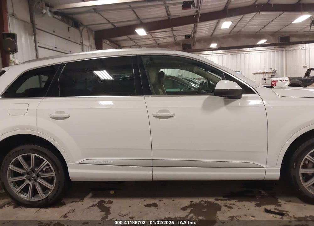 2018 AUDI Q7 3.0T PREMIUM VIN: WA1LAAF78JD031232