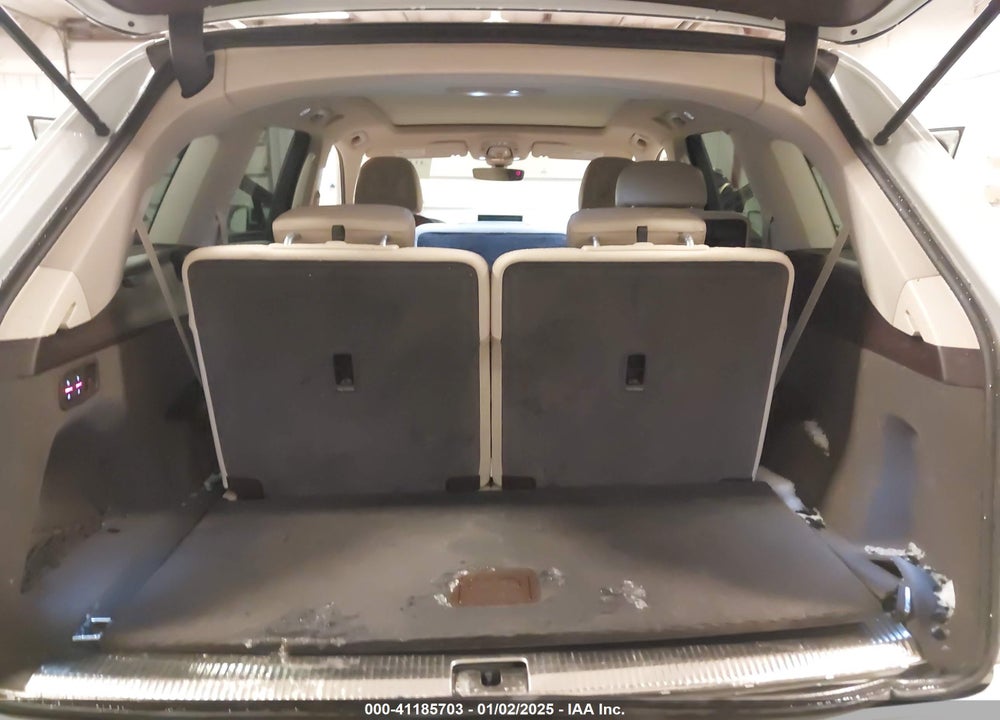 2018 AUDI Q7 3.0T PREMIUM VIN: WA1LAAF78JD031232