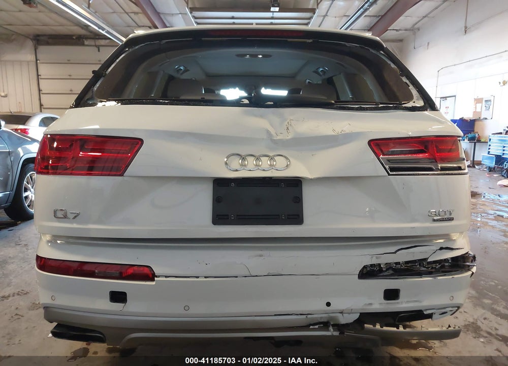 2018 AUDI Q7 3.0T PREMIUM VIN: WA1LAAF78JD031232