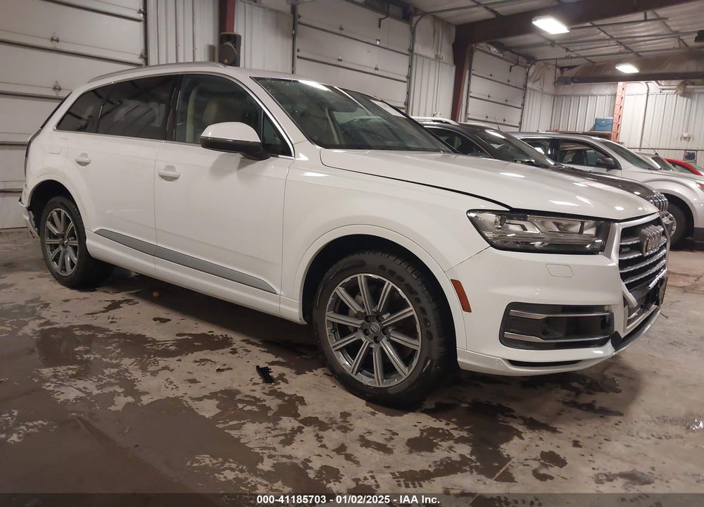 2018 AUDI Q7 3.0T PREMIUM VIN: WA1LAAF78JD031232