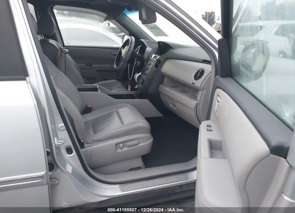 2009 HONDA PILOT VIN: 5FNYF38829B012551