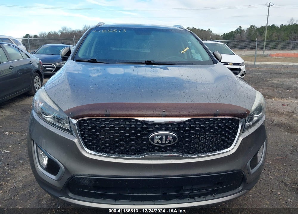 2017 KIA SORENTO 2.0T EX VIN: 5XYPH4A13HG262350