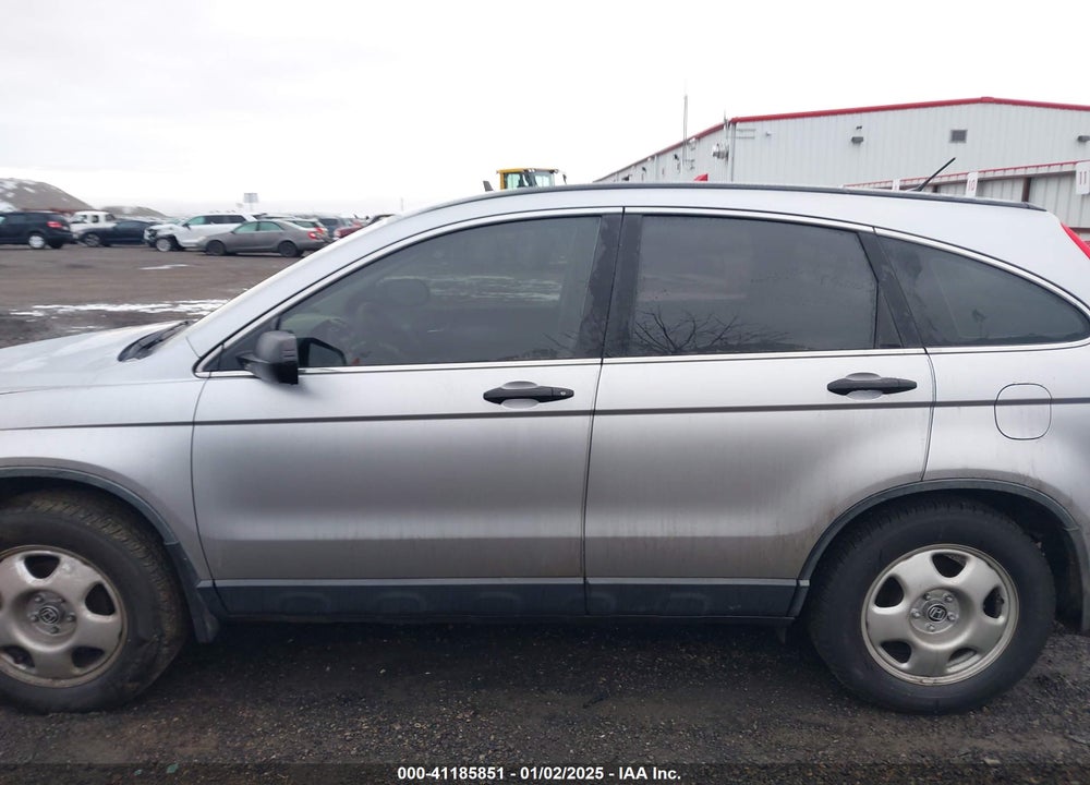 2008 HONDA CR-V LX VIN: JHLRE38328C014133
