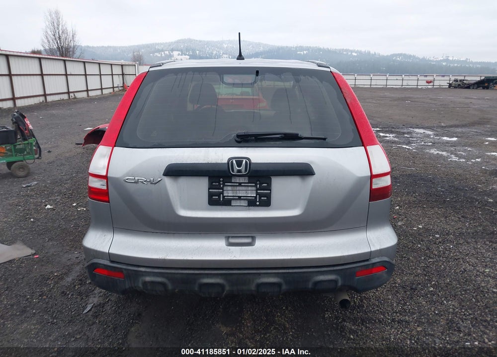 2008 HONDA CR-V LX VIN: JHLRE38328C014133