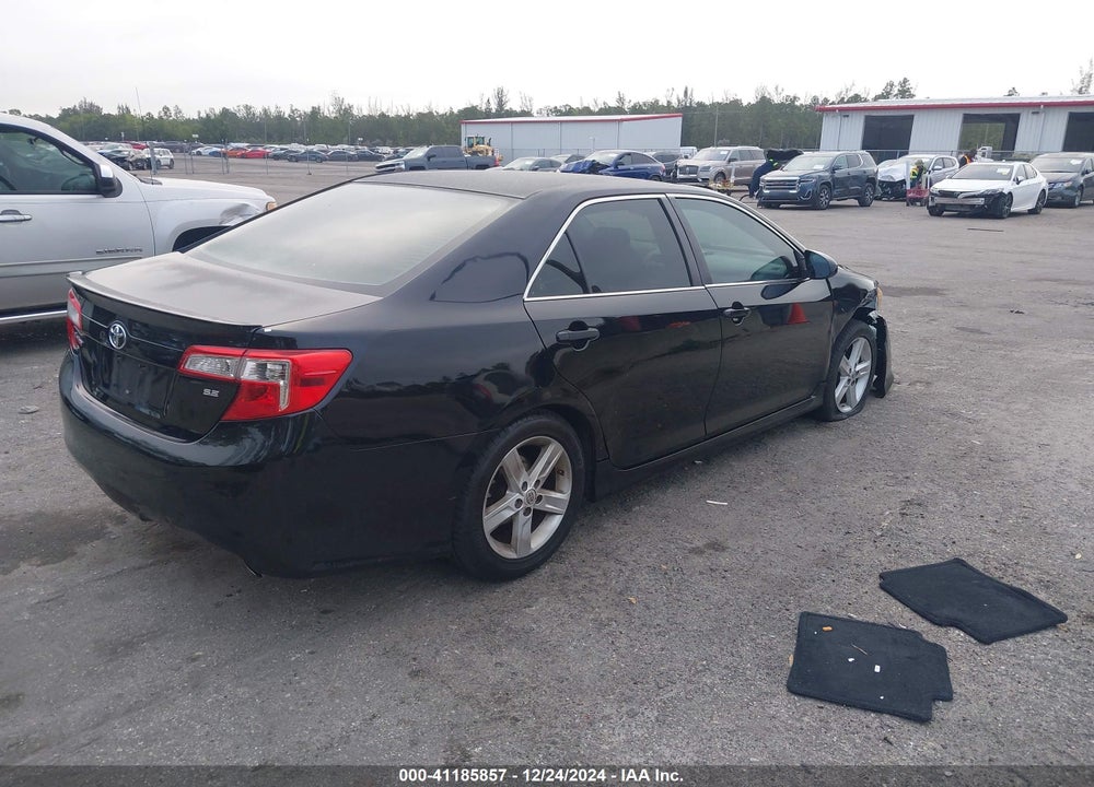 2013 TOYOTA CAMRY SE VIN: 4T1BF1FK2DU264949