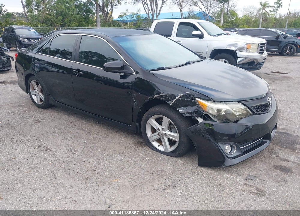 2013 TOYOTA CAMRY SE VIN: 4T1BF1FK2DU264949