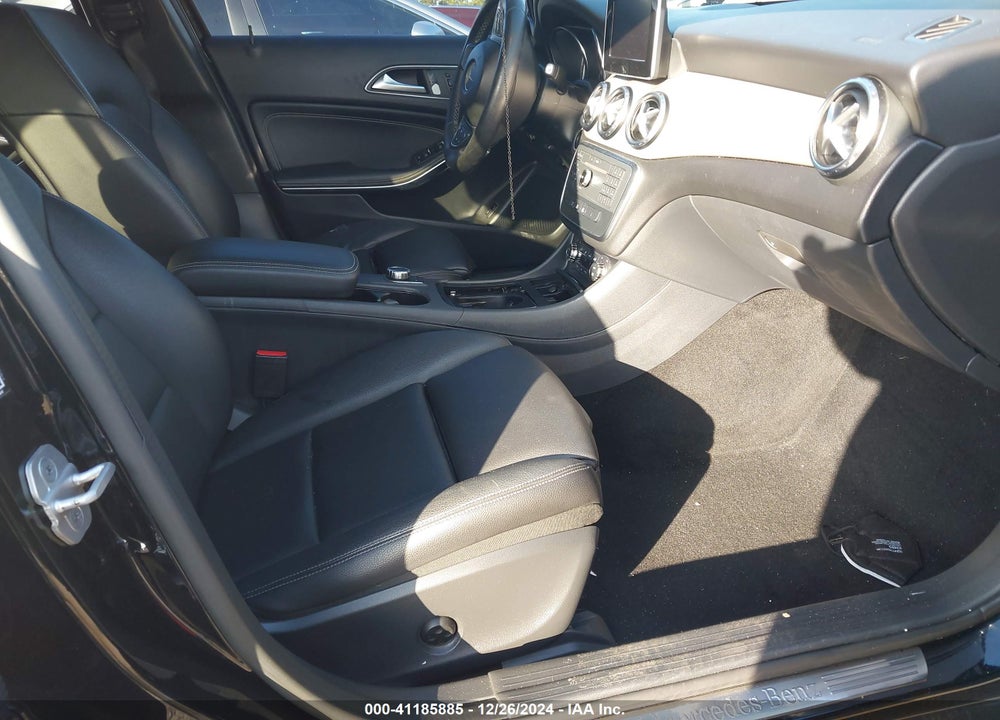 2017 MERCEDES-BENZ GLA 250 VIN: WDCTG4EB6HJ352767