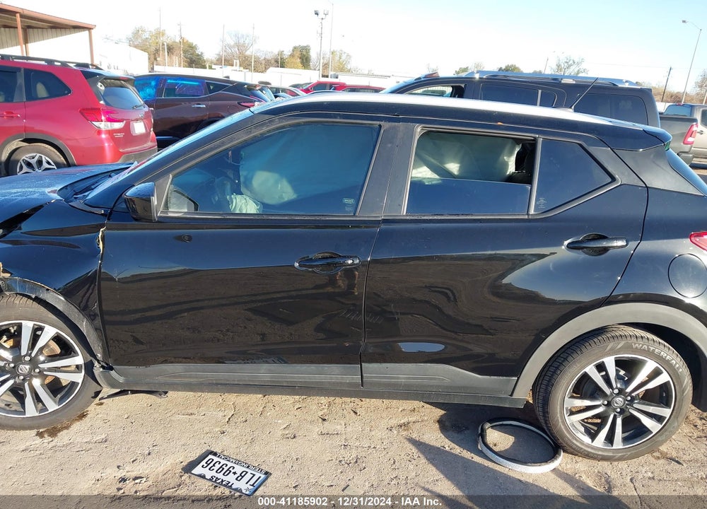 2019 NISSAN KICKS SV VIN: 3N1CP5CU3KL509108